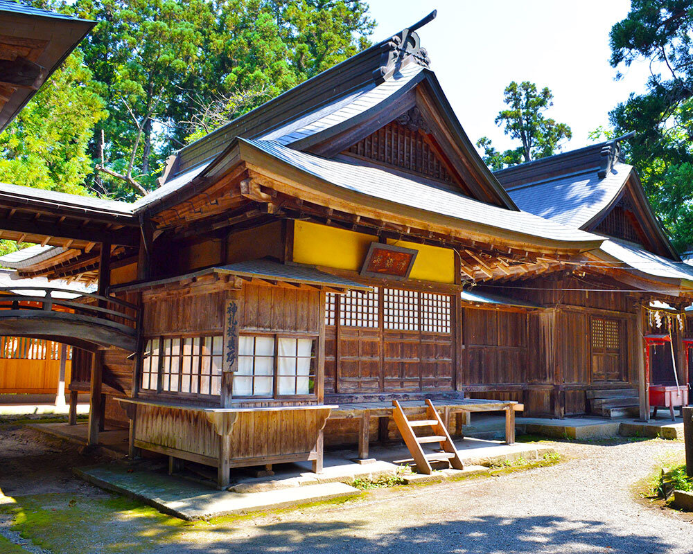 蚕養国神社
