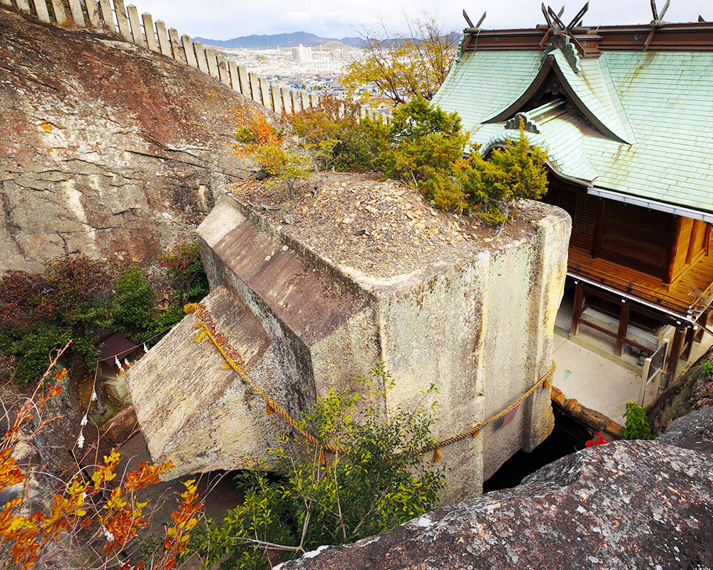 生石神社